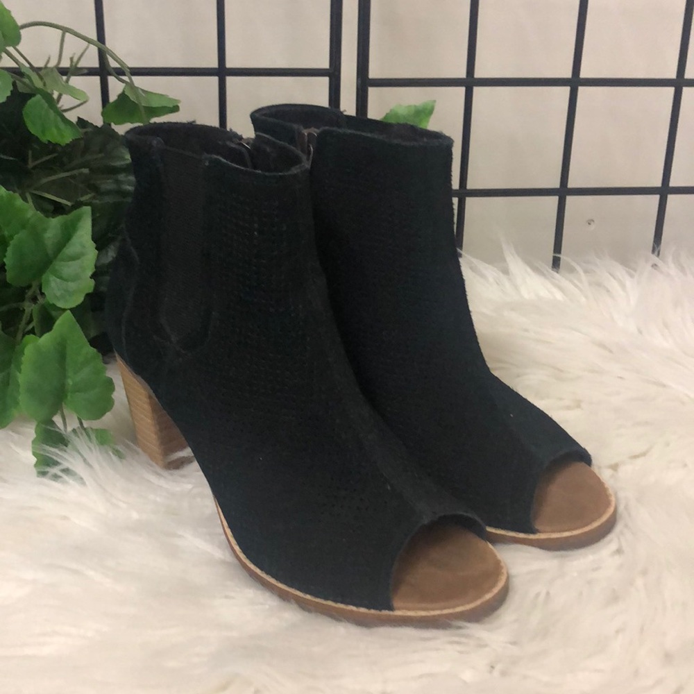 Toms boties